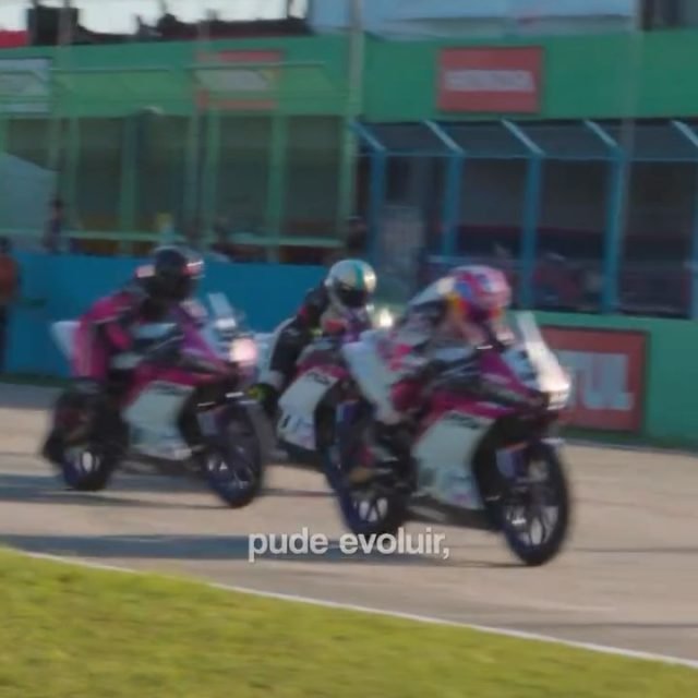 Dia finalizado aqui em Santa Cruz do Sul! 🏁 Hoje tivemos duas corridas pela R3 BluCru Femenino Latin America, fechando a